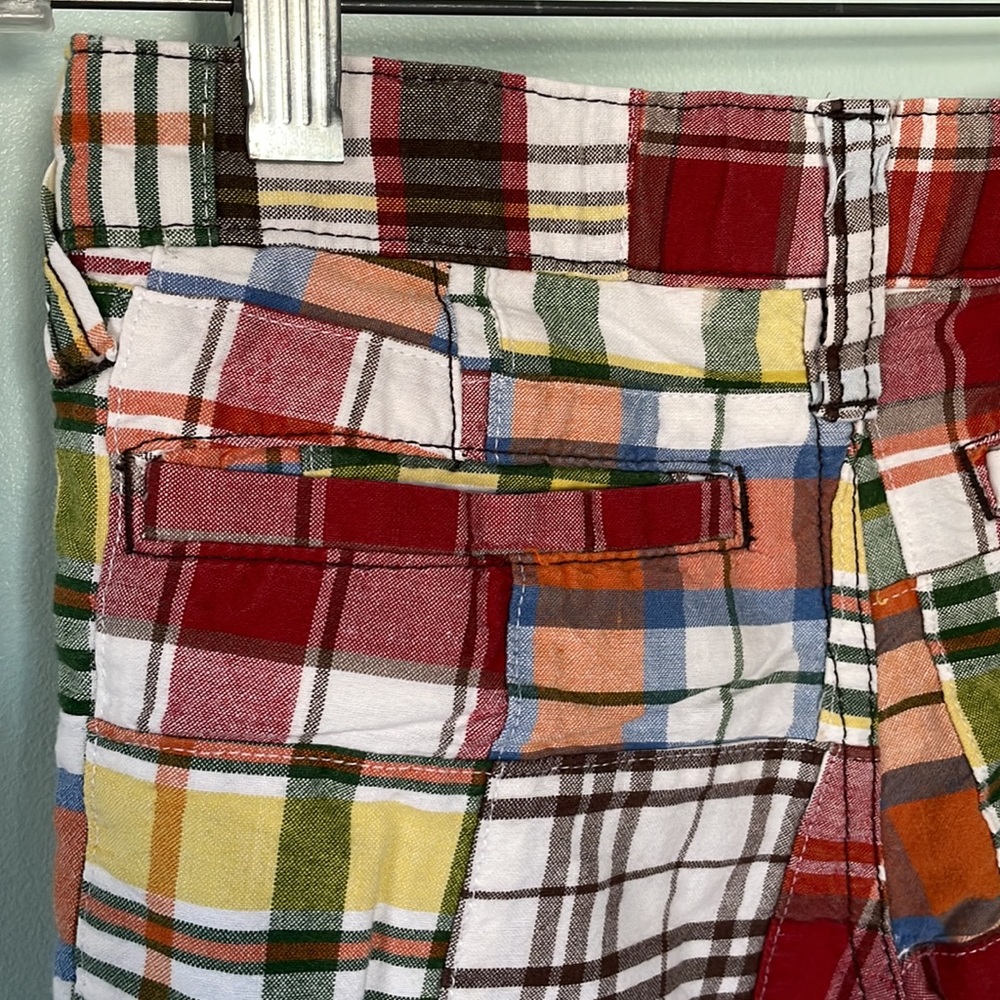 Old Navy boys plaid summer shorts, size 6 - Picture 4 of 8